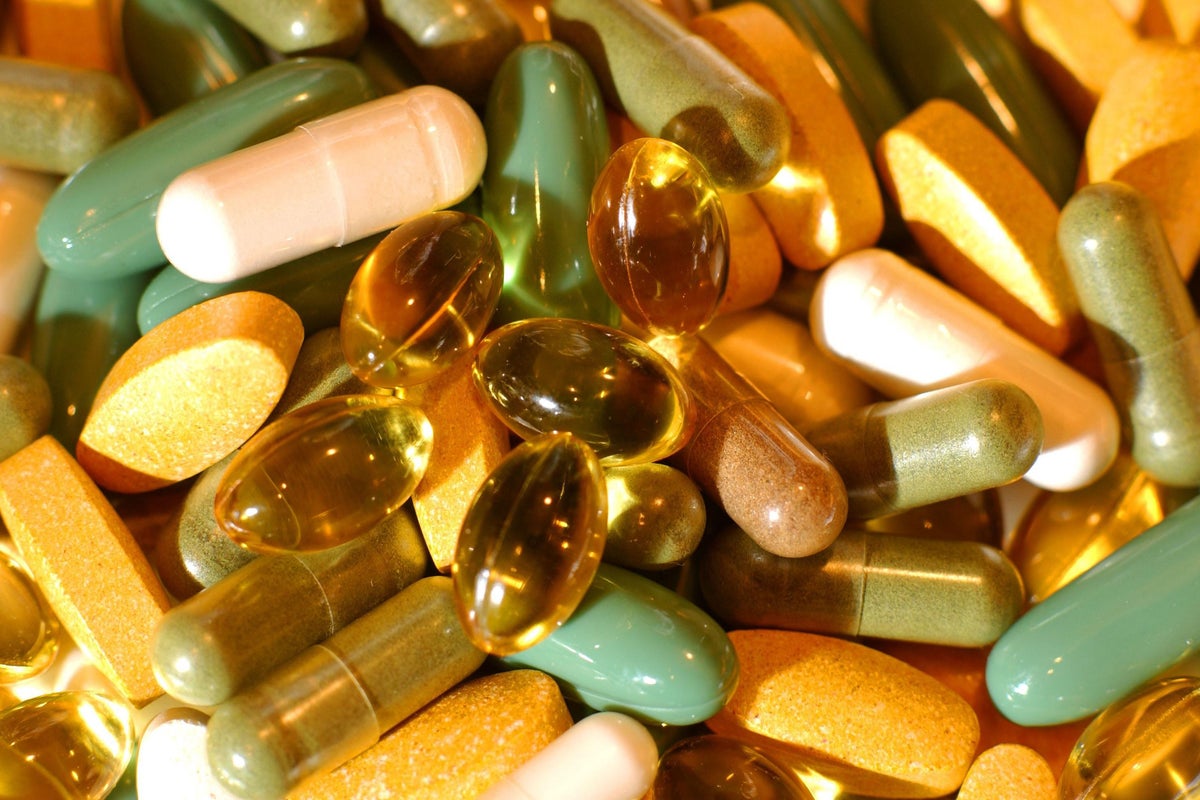 Menopause Supplements vs. Multivitamins: What the Experts Recommend Menopause Supplements vs. Multivitamins: What the Experts Recommend