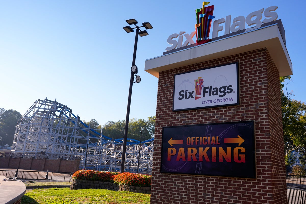 Fatal Georgia Roller Coaster Accident Sparks Renewed Debate Over Theme Park Safety Regulations