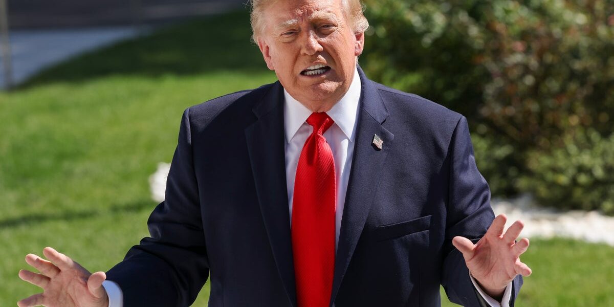 Trump Orders 9,000 Troops to Middle East Amid Escalating Tensions with Iran Trump Orders 9,000 Troops to Middle East Amid Escalating Tensions with Iran