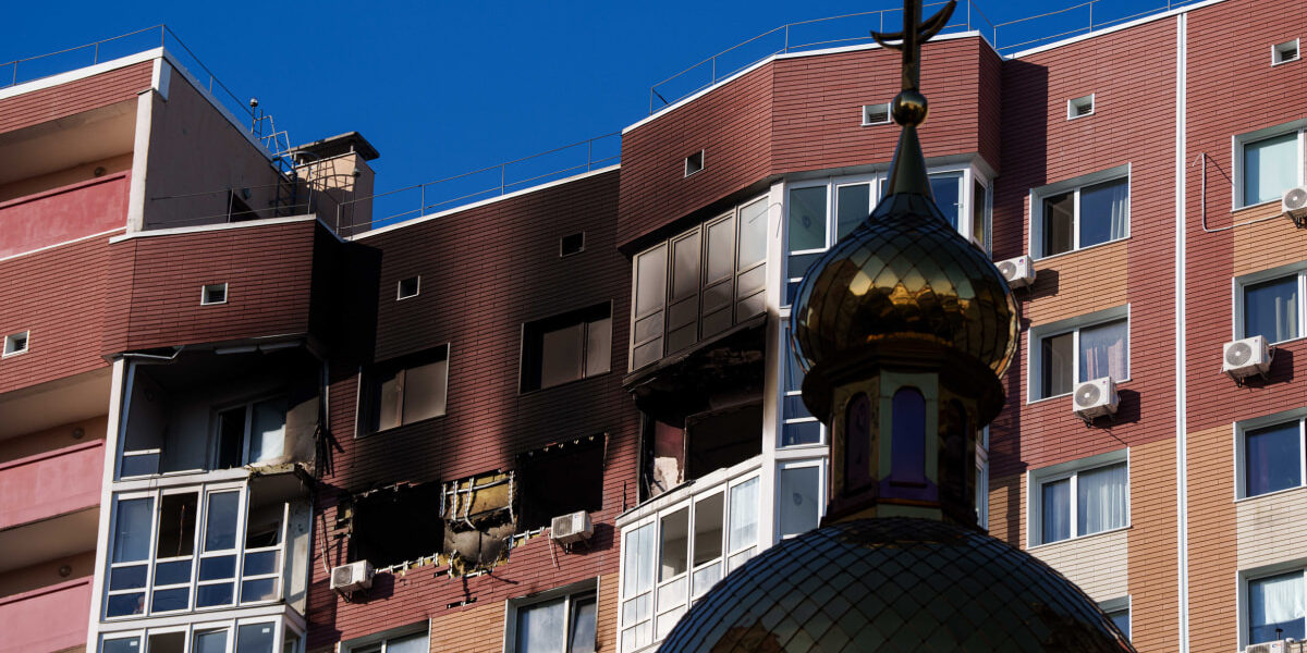 Russian Airstrikes Target Kyiv Bridges, Disrupting Traffic and War Strategy