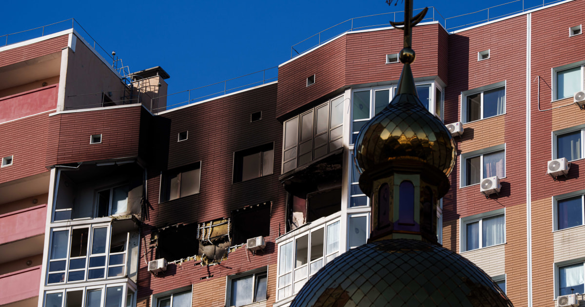Russian Airstrikes Target Kyiv Bridges, Disrupting Traffic and War Strategy Russian Airstrikes Target Kyiv Bridges, Disrupting Traffic and War Strategy