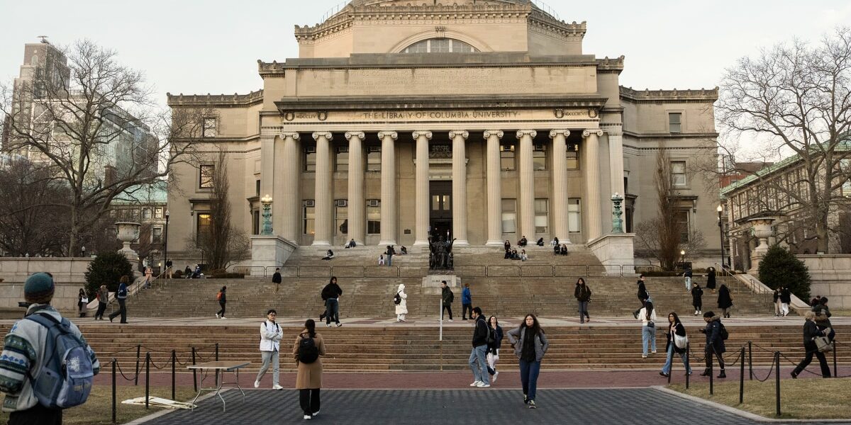 Columbia Journalism Program Halts Admissions Amid Visa Policy Uncertainty
