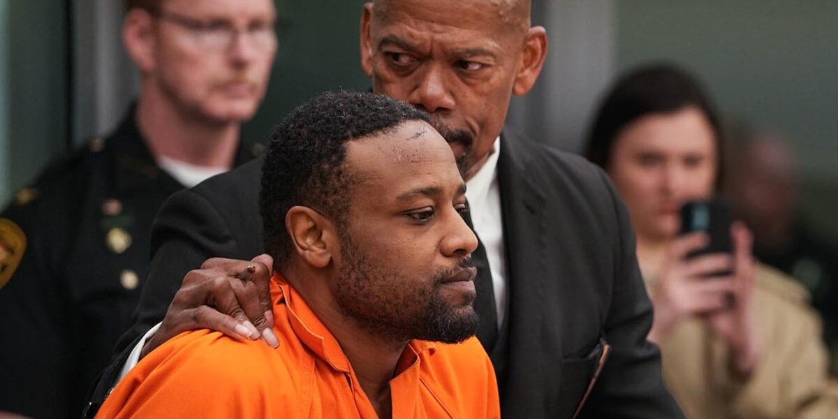Ohio Father’s Murder Trial Begins After Son Killed by Police Ohio Father’s Murder Trial Begins After Son Killed by Police