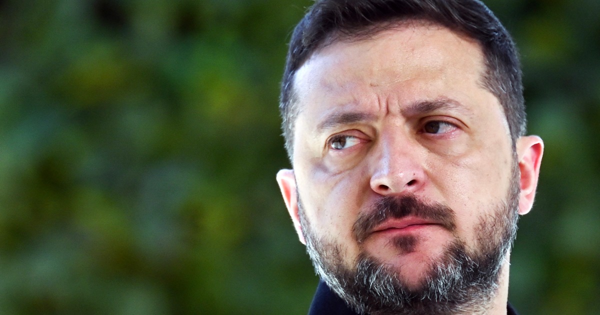 Ukraine Resumes Russian Refinery Strikes as Zelenskyy Decries U.S. Support Withdrawal