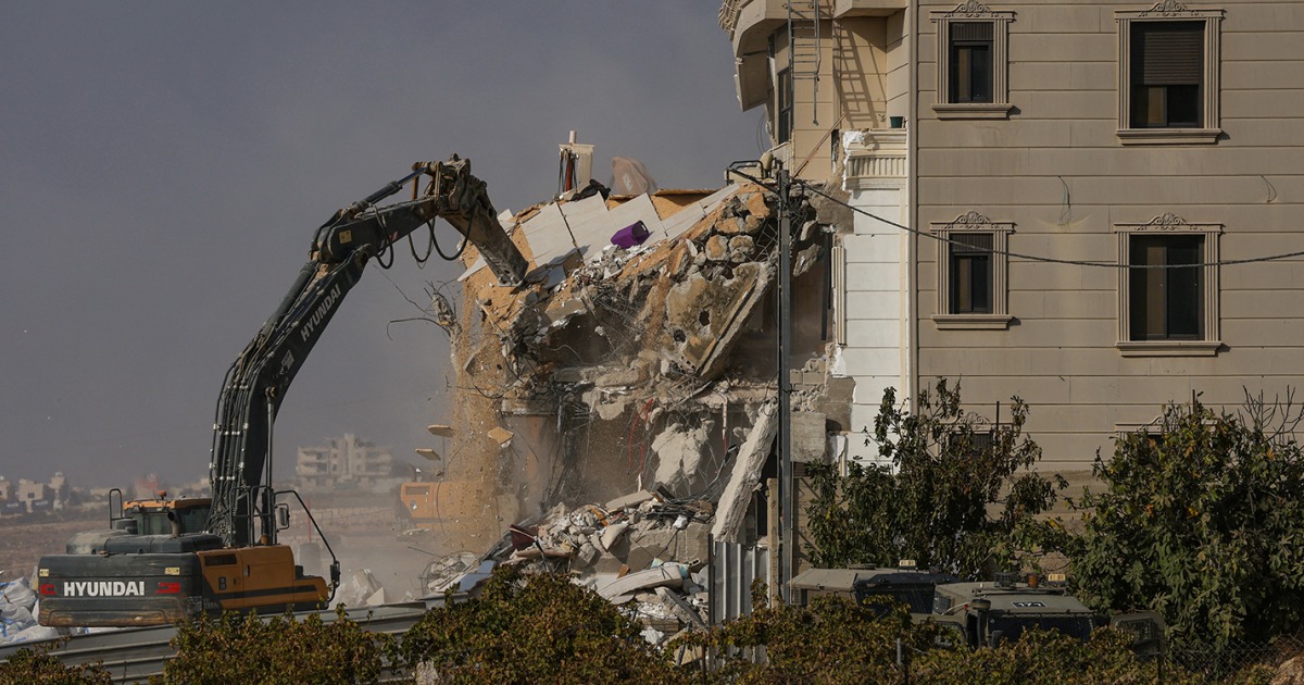 Israeli Forces Demolish Hebron Home Amidst West Bank Security Crackdown Israeli Forces Demolish Hebron Home Amidst West Bank Security Crackdown