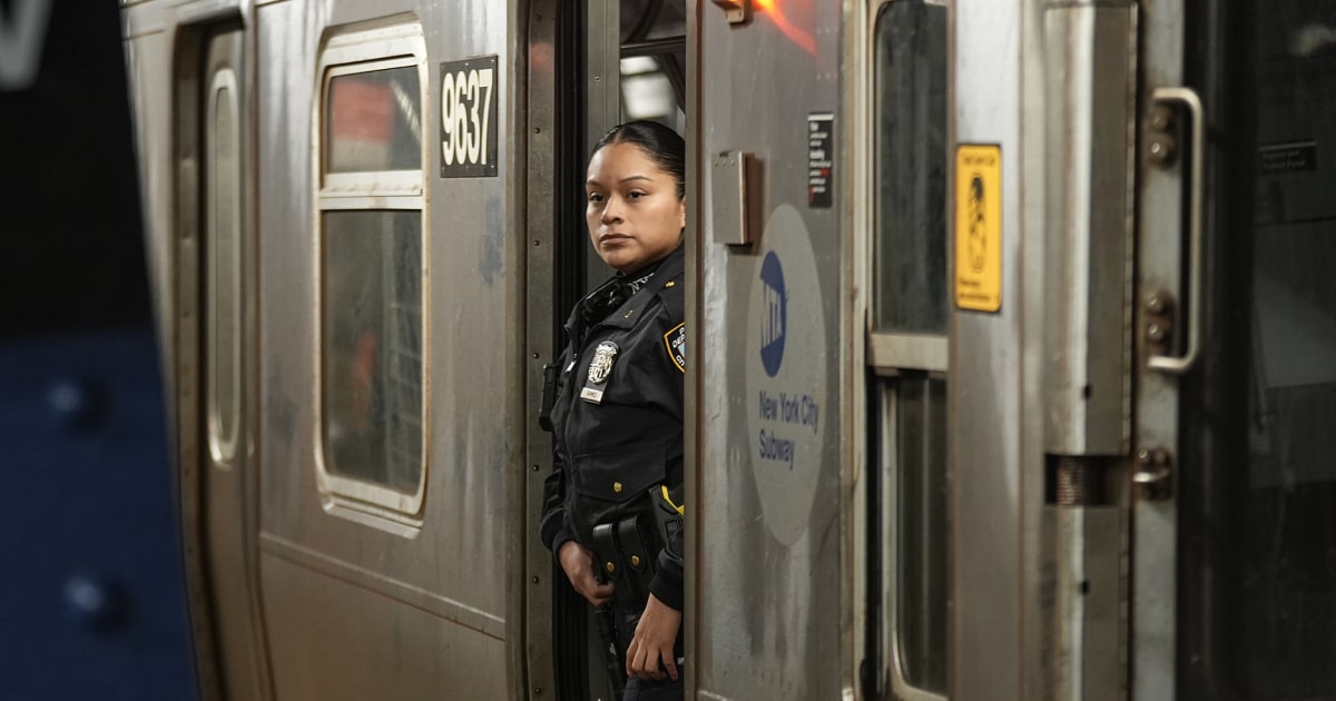Man Killed in Targeted Shooting at Midtown Manhattan Subway Station Man Killed in Targeted Shooting at Midtown Manhattan Subway Station