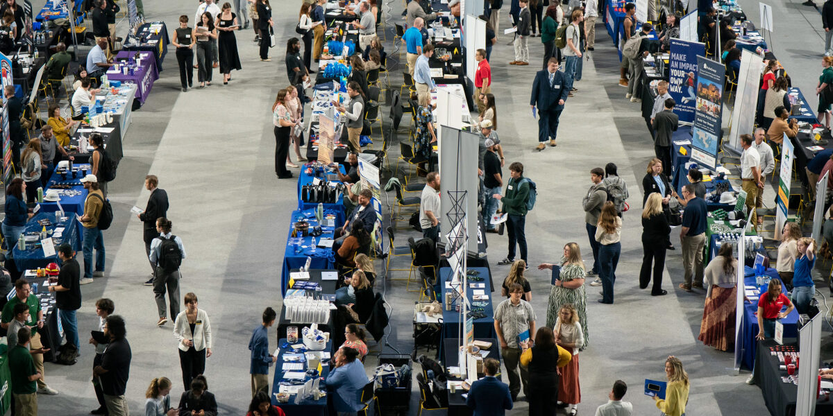 U.S. Job Growth Slows in September Ahead of Midterm Elections U.S. Job Growth Slows in September Ahead of Midterm Elections