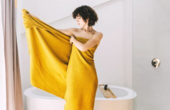 Bath Sheets vs. Towels: What’s the Real Difference?