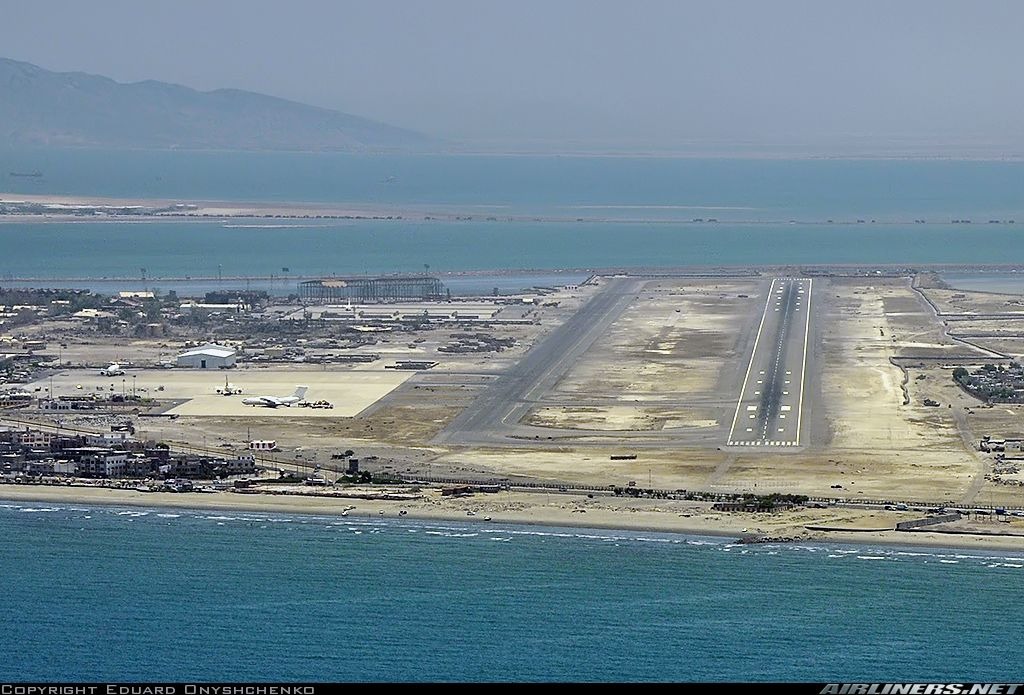 Yemen’s Houthi Militia Demands Immediate Evacuation of Aden International Airport Yemen’s Houthi Militia Demands Immediate Evacuation of Aden International Airport