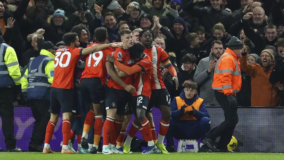 Arsenal Stunned by Fourth-Tier Fleetwood in League Cup Penalty Heartbreak Arsenal Stunned by Fourth-Tier Fleetwood in League Cup Penalty Heartbreak