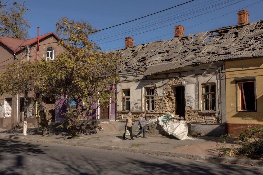 Humanitarian Truce Brings Rare Calm to Ukraine’s Kherson Region Humanitarian Truce Brings Rare Calm to Ukraine’s Kherson Region