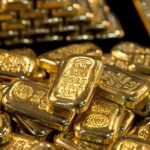 Gold Outlook Dimmed by Strong Dollar and High Yields as Central Banks Provide Floor Gold Outlook Dimmed by Strong Dollar and High Yields as Central Banks Provide Floor
