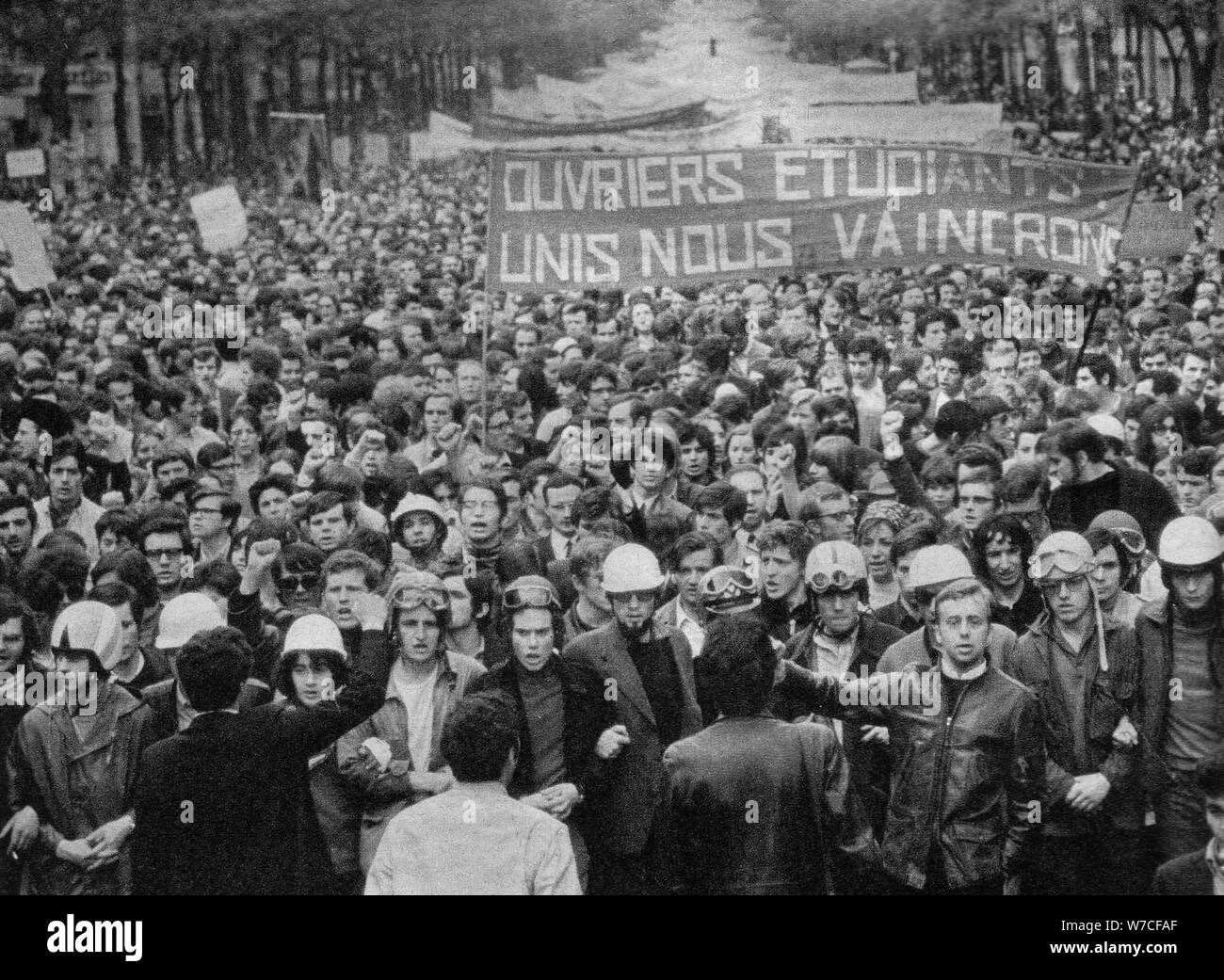 France’s Youth Struggle for Political Voice Amid Demographic Decline