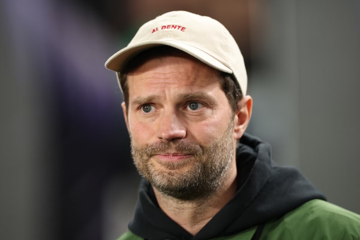 Jamie Dornan Addresses Pressure of Stepping Into Aragorn’s Boots for The Hunt for Gollum Jamie Dornan Addresses Pressure of Stepping Into Aragorn’s Boots for The Hunt for Gollum