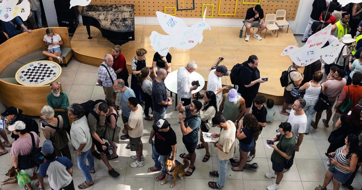 Israeli Election Exit Polls Show Tight Race Between Netanyahu and Eisenkot Amid Record Turnout