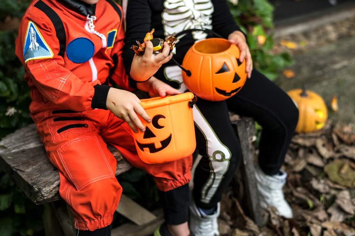 Halloween Candy: Why Parents Should Embrace Kids’ Sweet Tooth Halloween Candy: Why Parents Should Embrace Kids’ Sweet Tooth