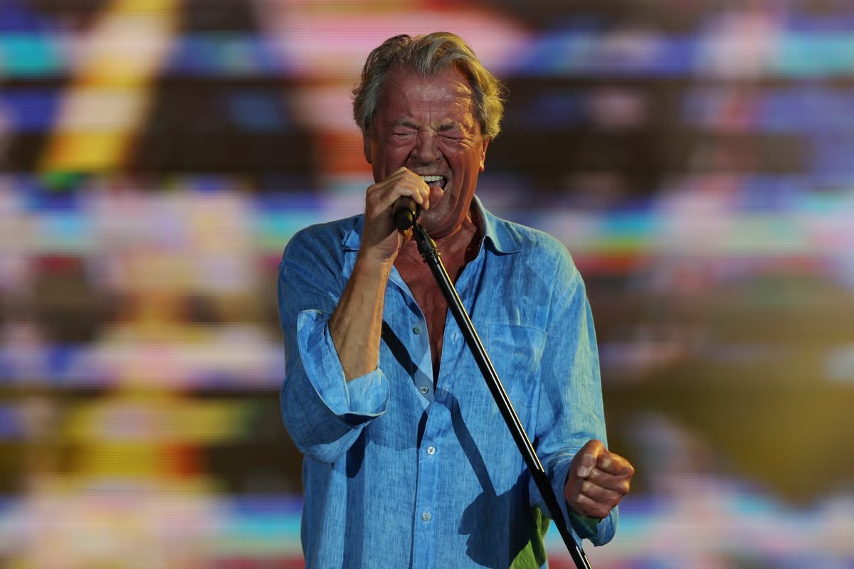 Deep Purple Cancels Shows After Ian Gillan Hospitalized with Medical Emergency