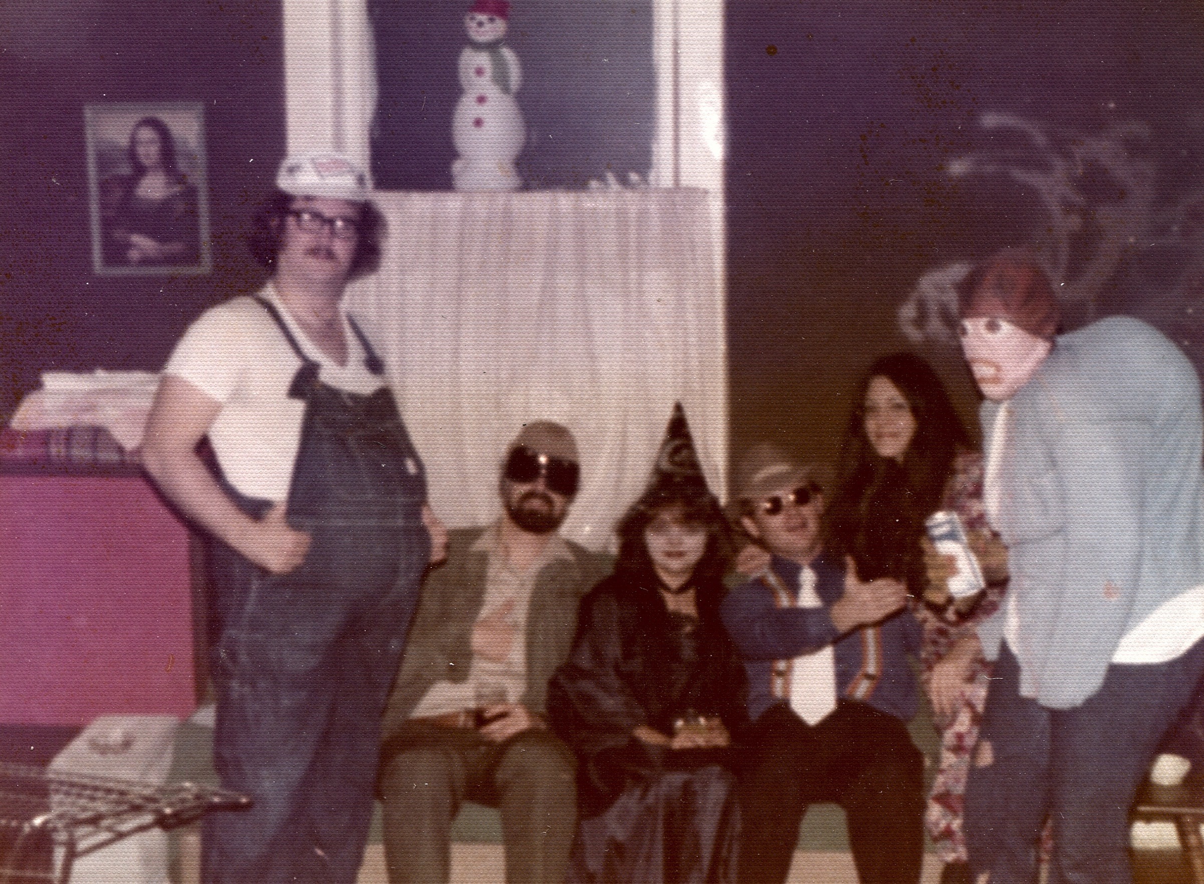 Bring Back the Basics: Overcomplicated Halloween Costumes Are Ruining the Fun Bring Back the Basics: Overcomplicated Halloween Costumes Are Ruining the Fun