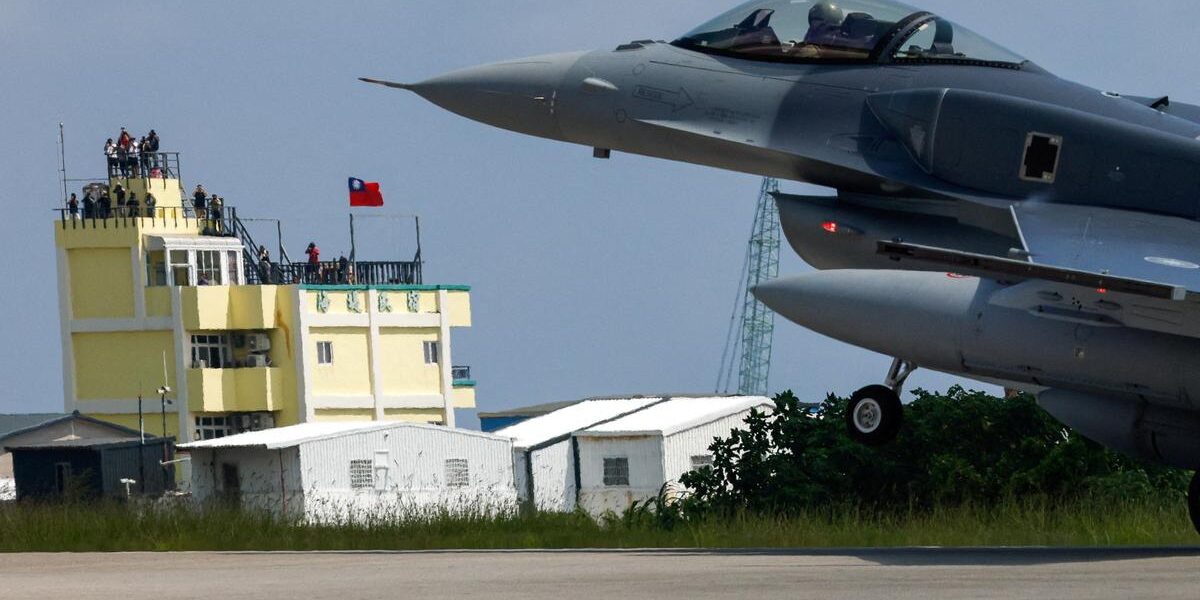 North Korea Condemns U.S. Arms Sales to Taiwan, Pledges Support for Russia