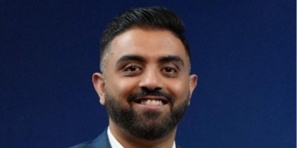 Trump Honors Flydubai Pilot as ‘Hero’ After Dramatic Cockpit Intervention Trump Honors Flydubai Pilot as ‘Hero’ After Dramatic Cockpit Intervention
