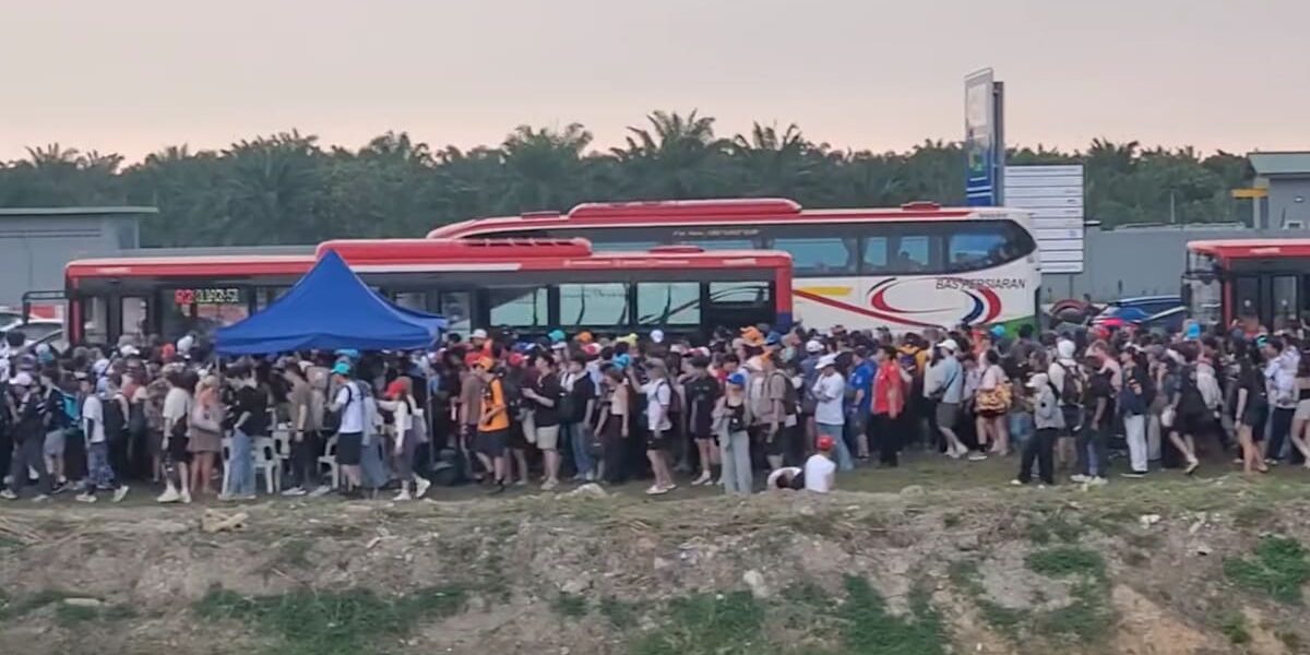 Malaysia’s F1 Return Sparks Frustration Over Long Queues and Crowd Chaos Malaysia’s F1 Return Sparks Frustration Over Long Queues and Crowd Chaos