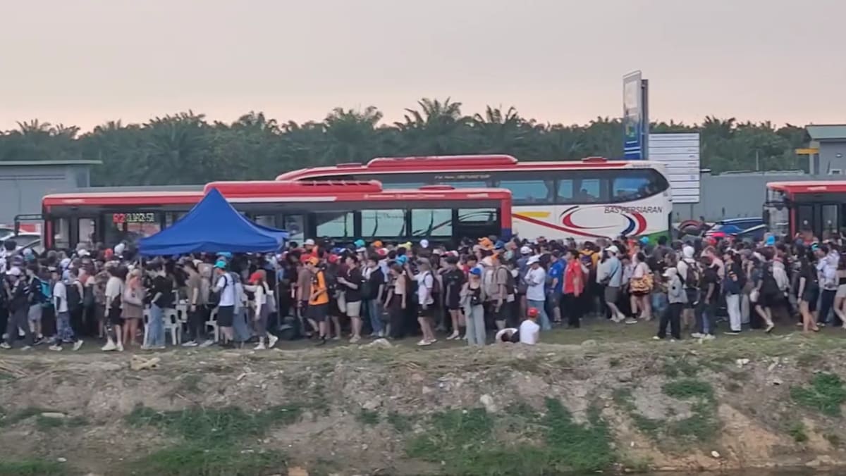 Malaysia’s F1 Return Sparks Frustration Over Long Queues and Crowd Chaos