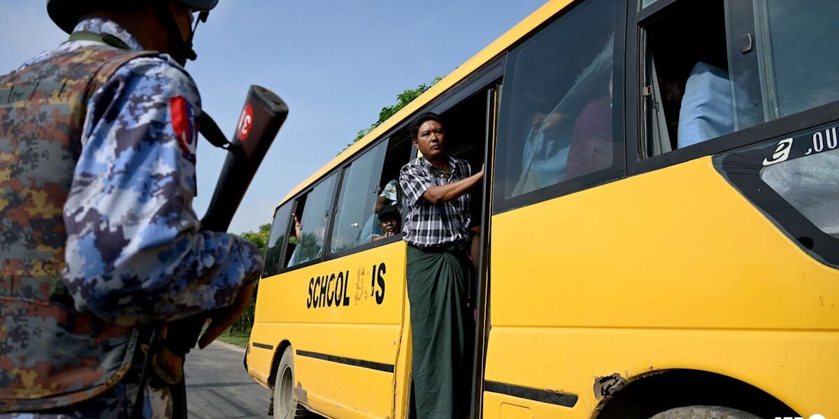 Myanmar Migrants Return Home from Malaysia Amid Opaque Repatriation Scheme Myanmar Migrants Return Home from Malaysia Amid Opaque Repatriation Scheme
