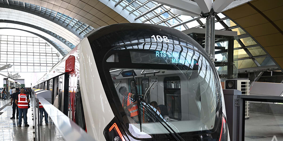 RTS Link Delay Sparks Mixed Reactions Among Cross-Border Commuters