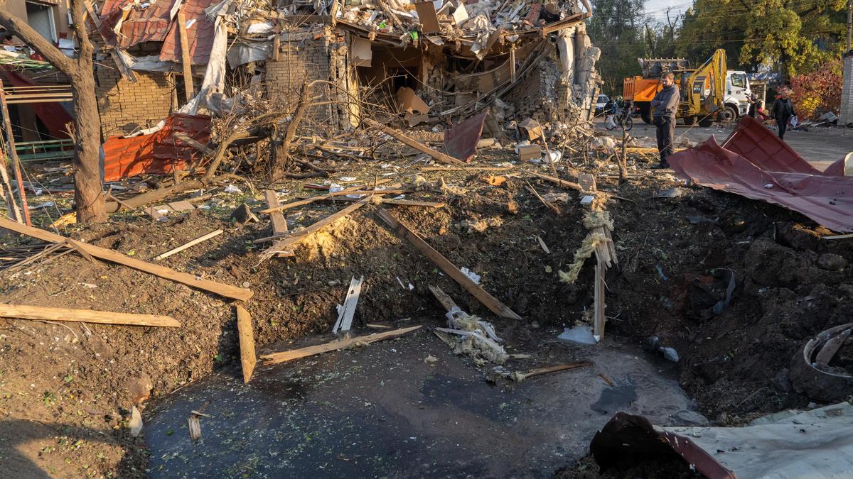 Russian Aerial Assault Kills Nine as Zelenskyy Seeks Urgent Support in Norway