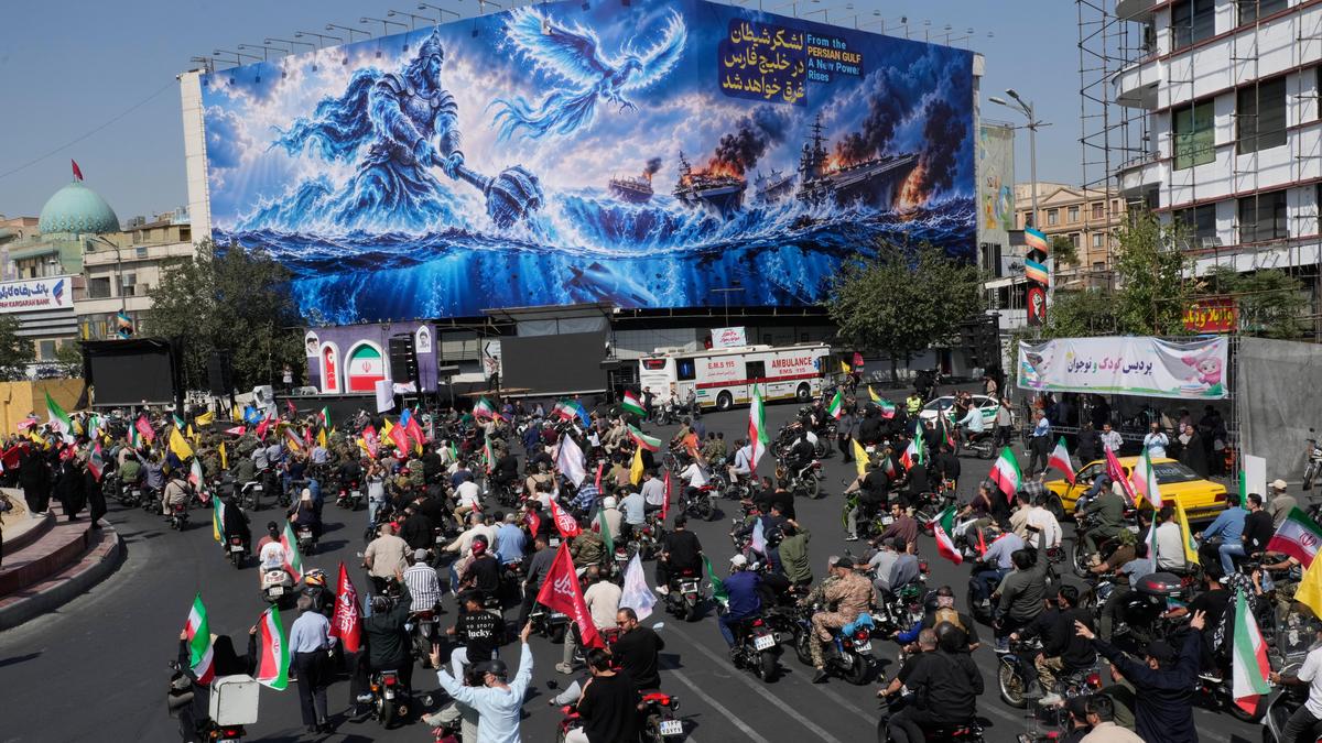 Iran Issues ‘Apocalyptic War’ Warning as U.S. Weighs Renewed Strikes