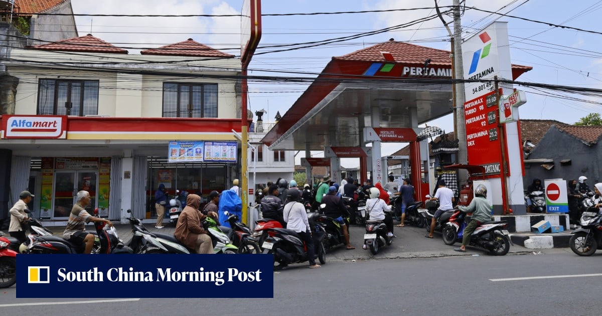 Indonesia Halts Natural Gas Exports to Singapore Amid Regional Haze Dispute Indonesia Halts Natural Gas Exports to Singapore Amid Regional Haze Dispute