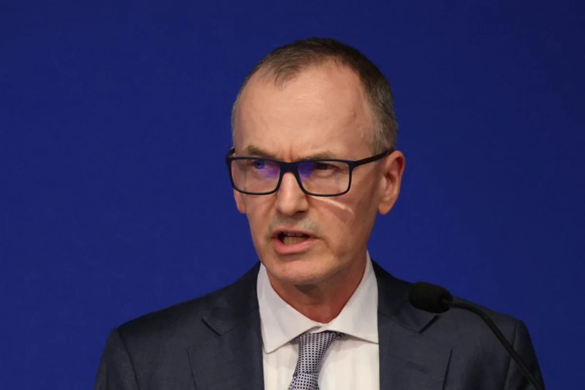 Reserve Bank of Australia Signals Faster-Than-Expected Labor Market Cooling