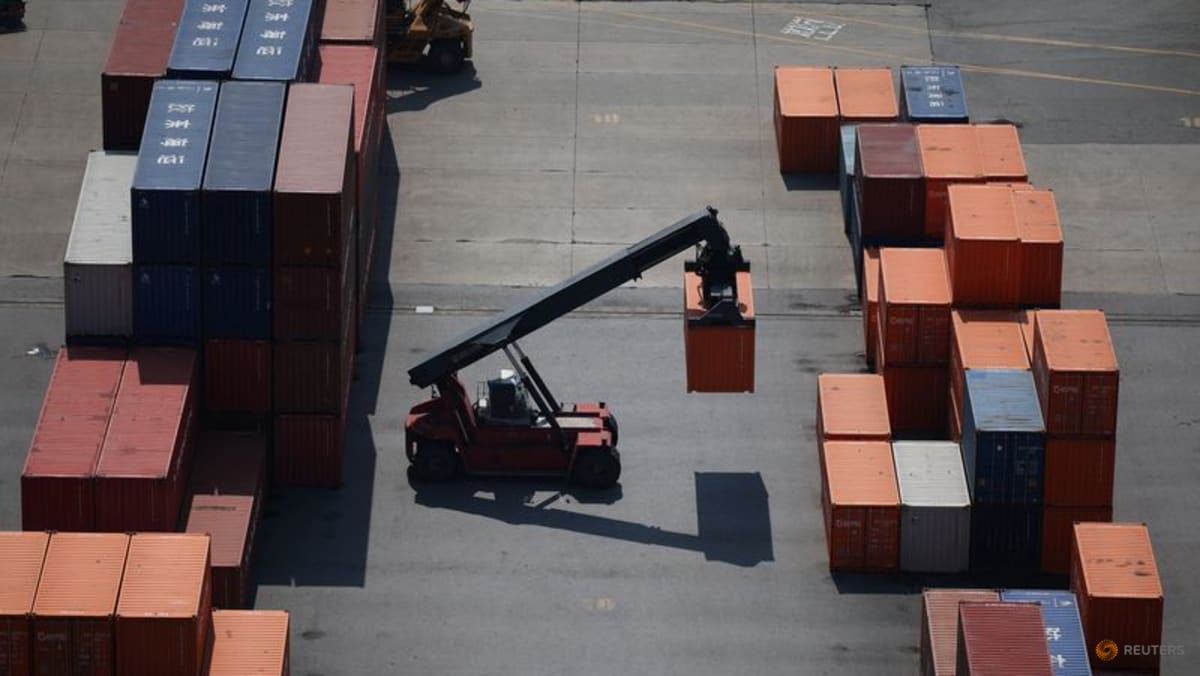 South Korea Exports Surge 105% in October on Record AI Chip Sales South Korea Exports Surge 105% in October on Record AI Chip Sales