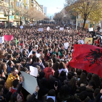 Albanian Student Protests Intensify as Independent Lawmaker Challenges PM Rama Albanian Student Protests Intensify as Independent Lawmaker Challenges PM Rama