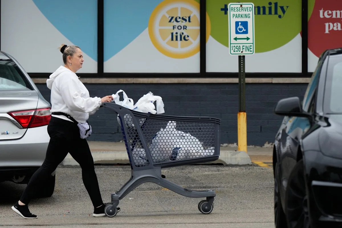Rising Gas Costs Expected to Drive September Inflation Surge Ahead of Midterms