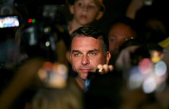 Bolsonaro Gains Momentum as Third-Place Candidate Endorses Runoff Bid Against Lula Bolsonaro Gains Momentum as Third-Place Candidate Endorses Runoff Bid Against Lula