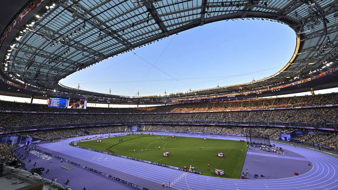 NFL Paris Debut Proceeds at Stade de France Amid Ongoing Civil Unrest