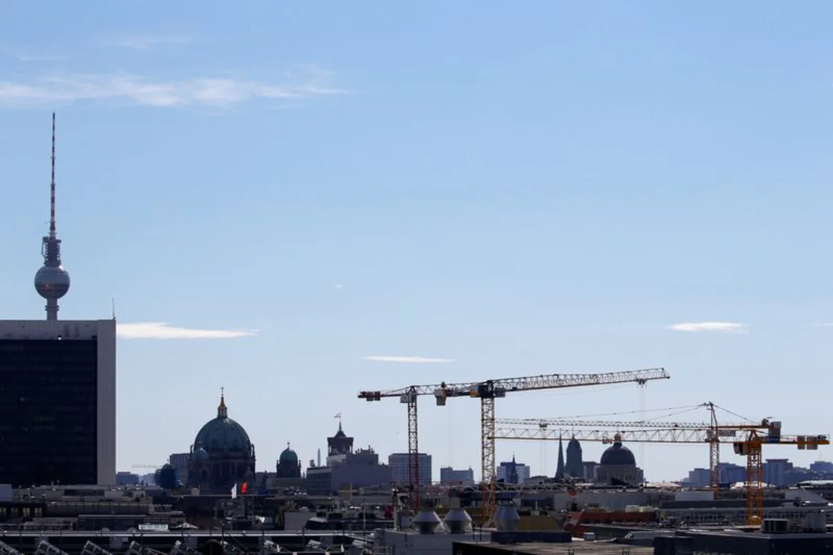 Eurozone Growth Cools in October as French Instability and Energy Costs Weigh on Markets Eurozone Growth Cools in October as French Instability and Energy Costs Weigh on Markets