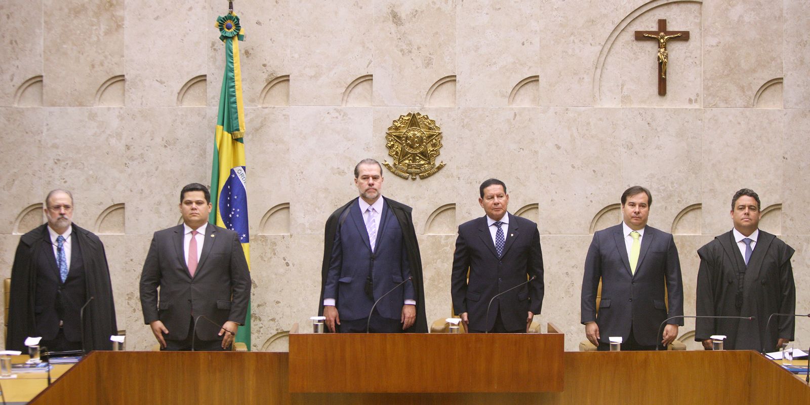 Brazil’s Incoming Right-Wing Congress Targets Supreme Court Justice Who Jailed Bolsonaro Brazil’s Incoming Right-Wing Congress Targets Supreme Court Justice Who Jailed Bolsonaro