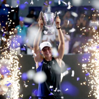 Swiatek’s WTA Finals Fate Uncertain as Year-End Ranking Battle Intensifies Swiatek’s WTA Finals Fate Uncertain as Year-End Ranking Battle Intensifies