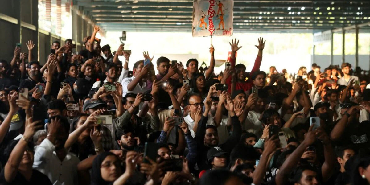 Delhi Sealed as Youth Movement Targets Election Chief in Major Protest Delhi Sealed as Youth Movement Targets Election Chief in Major Protest