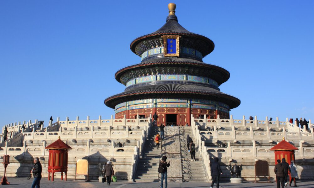 China’s Yuan Eyes Third Weekly Gain as Export Strength Defies Domestic Slump China’s Yuan Eyes Third Weekly Gain as Export Strength Defies Domestic Slump