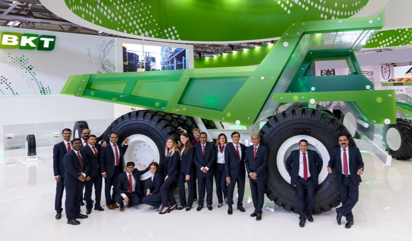 Pirelli and Balkrishna Industries Sign Strategic Deal to Produce Premium Tyres in India by 2030 Pirelli and Balkrishna Industries Sign Strategic Deal to Produce Premium Tyres in India by 2030
