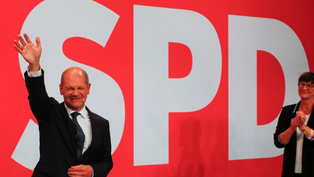 Germany’s Social Democrats to Reelect Full Leadership Following Minister’s Resignation