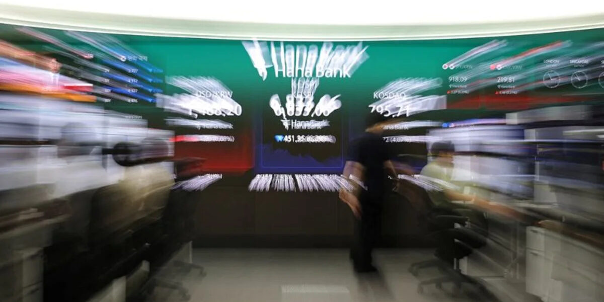 AI Stock Rout Sparks Concerns Over Market Fragility AI Stock Rout Sparks Concerns Over Market Fragility