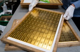 Gold Slides as Dollar Strength and Inflation Data Weigh on Markets Gold Slides as Dollar Strength and Inflation Data Weigh on Markets