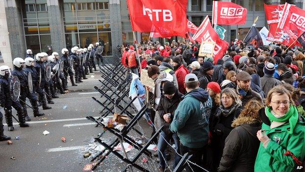 Brussels Gripped by Unrest as Protests Against Austerity Turn Violent Brussels Gripped by Unrest as Protests Against Austerity Turn Violent