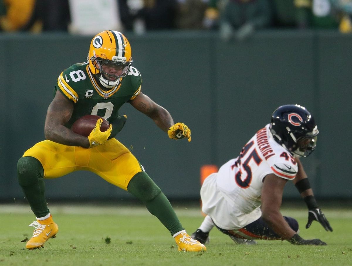 Packers RB Josh Jacobs Returns to Practice, Poised for Sunday Debut Against Lions