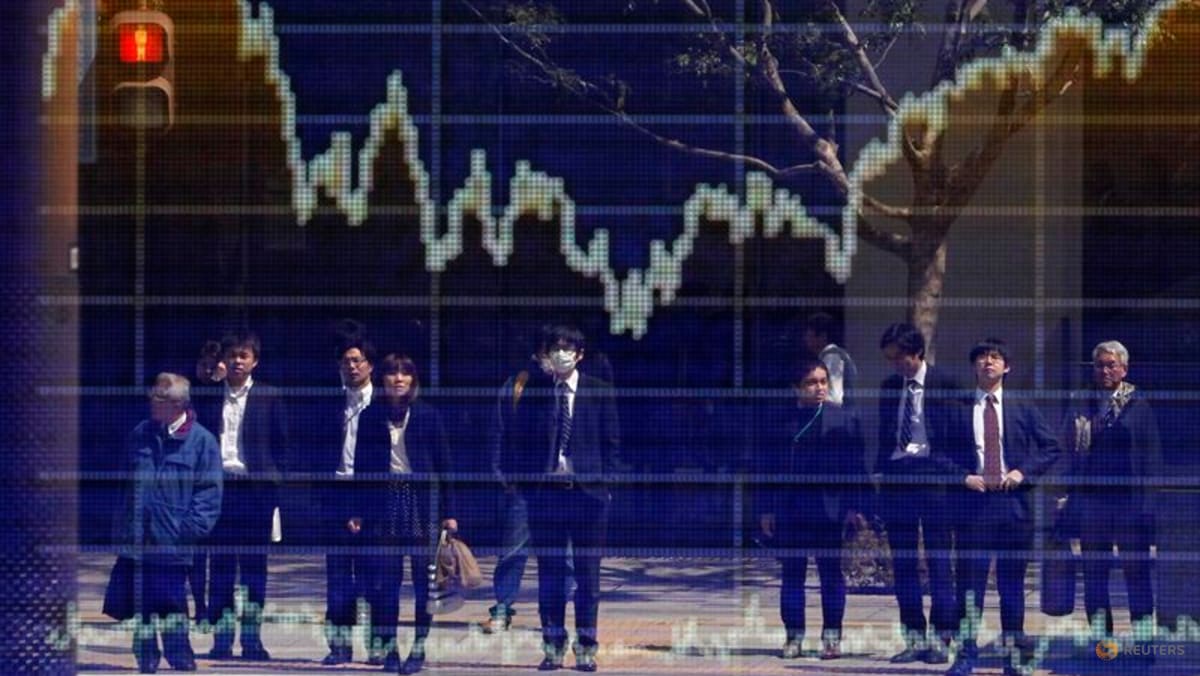 Nikkei Slips as Tech Weakness Offsets Energy Gains in Tokyo Trading Nikkei Slips as Tech Weakness Offsets Energy Gains in Tokyo Trading