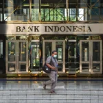 Bank Indonesia Narrowly Expected to Hold Interest Rates Amid Market Turmoil Bank Indonesia Narrowly Expected to Hold Interest Rates Amid Market Turmoil